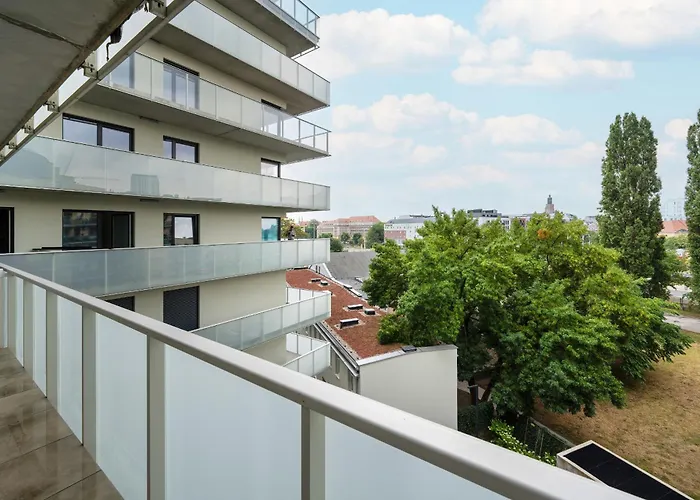 Stylowy W Odcieniach Bezu Balkon & Parking By Renters דירה ורוצלב