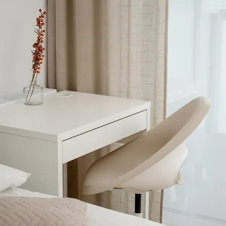 Stylowy W Odcieniach Bezu Balkon & Parking By Renters Wroclaw