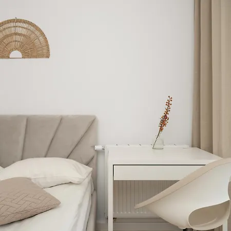 Stylowy W Odcieniach Bezu Balkon & Parking By Renters