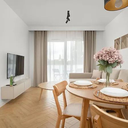 Stylowy W Odcieniach Bezu Balkon & Parking By Renters