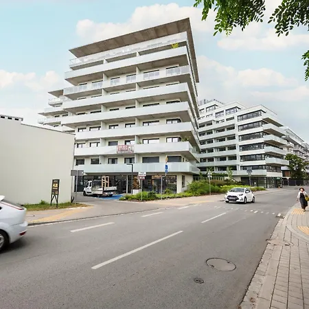 Stylowy W Odcieniach Bezu Balkon & Parking By Renters Apartment Wroclaw